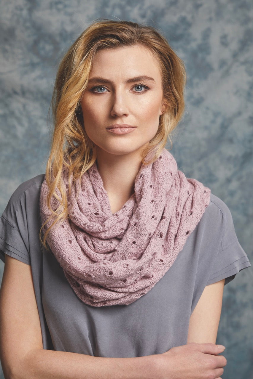 Rowan Ease by Lisa Richardson