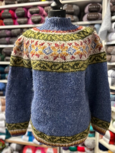 Pre-Loved Icelandic Jumper 10926