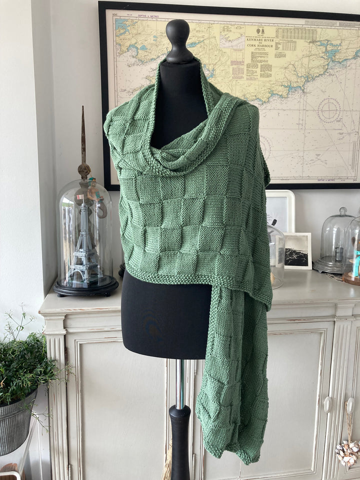 The Vivi Wrap Pattern by VTC