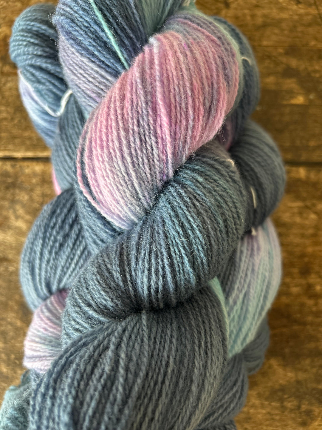 VTC Hand-Dyed Irish 100 % Lambswool 4ply