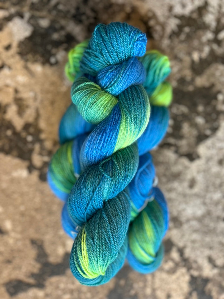 VTC Hand-Dyed Irish 100 % Lambswool 4ply