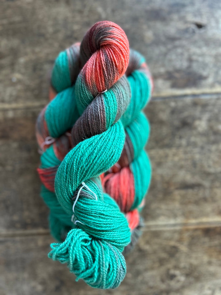 VTC Hand-Dyed Irish 100 % Lambswool 4ply