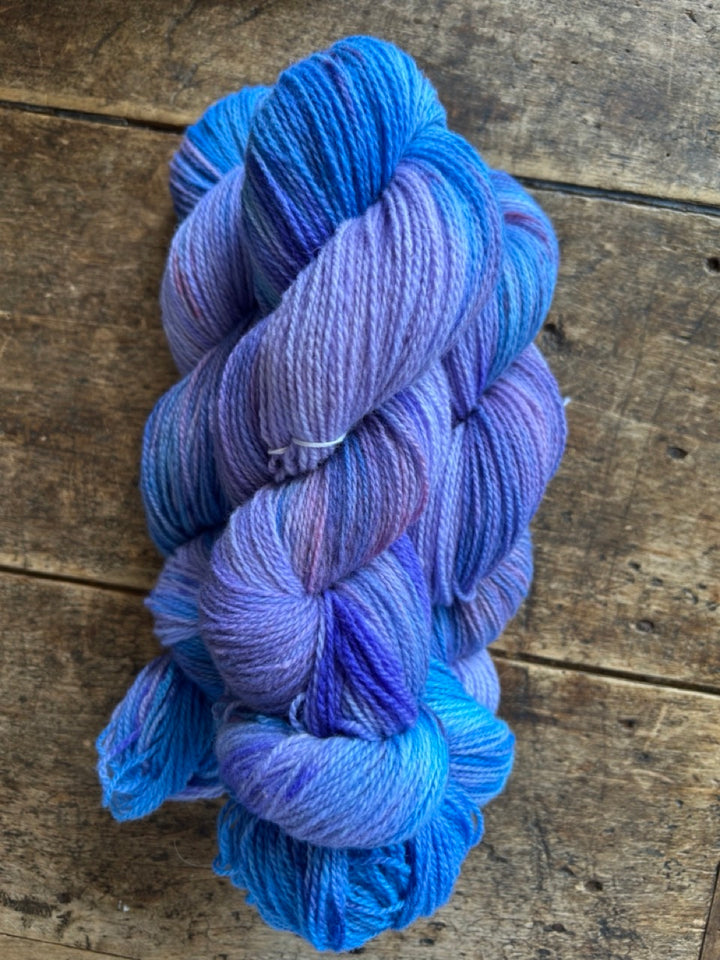 VTC Hand-Dyed Irish 100 % Lambswool 4ply