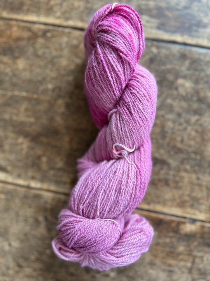 VTC Hand-Dyed Irish 100 % Lambswool 4ply
