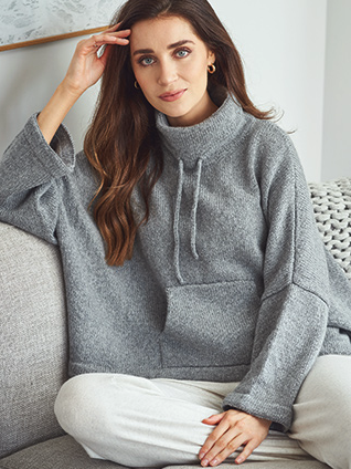 Pure Cashmere by Lisa Richardson