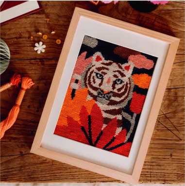 Djeco Atelier Needlepoint - 64